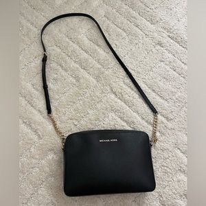 Michael Kors cross body purse